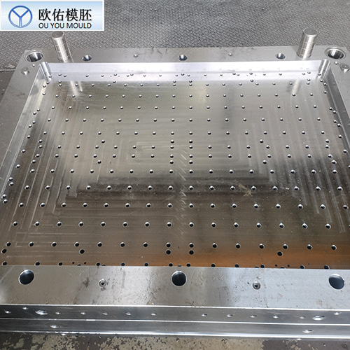 大型?？?/></a></div>
        <p class=
